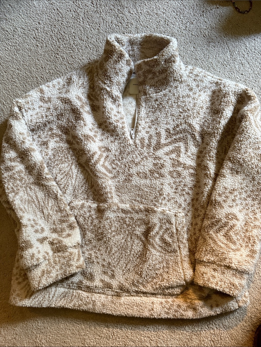 American Eagle Outfitters Cream and Tan Teddy Jacket Sherpa Pullover
